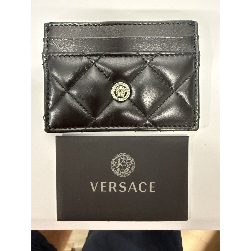 Versace Black Quilted Leather Silver Medusa Card Case Holder NWT Retail $350
